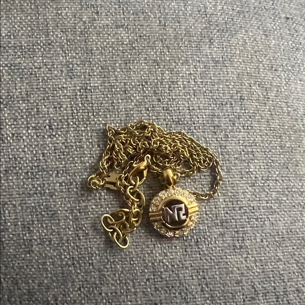 Nina Ricci Signature Gold Crystal Necklace - Picture 7 of 7